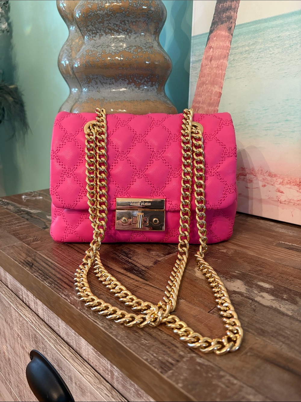 Anne Klein Hot Pink Quilted Crossbody with Gold Chain like new